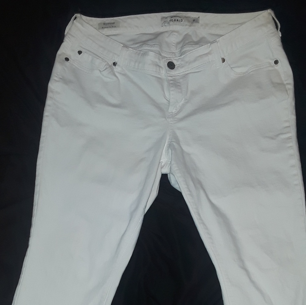 TORRID CAPRIS
